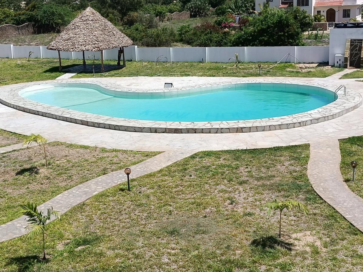Havenhouse Kijani - 1 Bedroom Beach Apartment With Swimming Pool Malindi Esterno foto